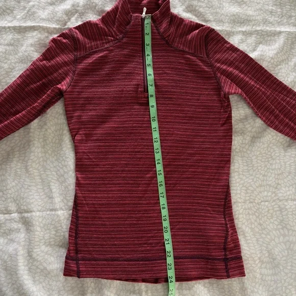 Smartwool Women's Classic Thermal Merino Base Layer 1/4 Zip size small - Picture 6 of 6